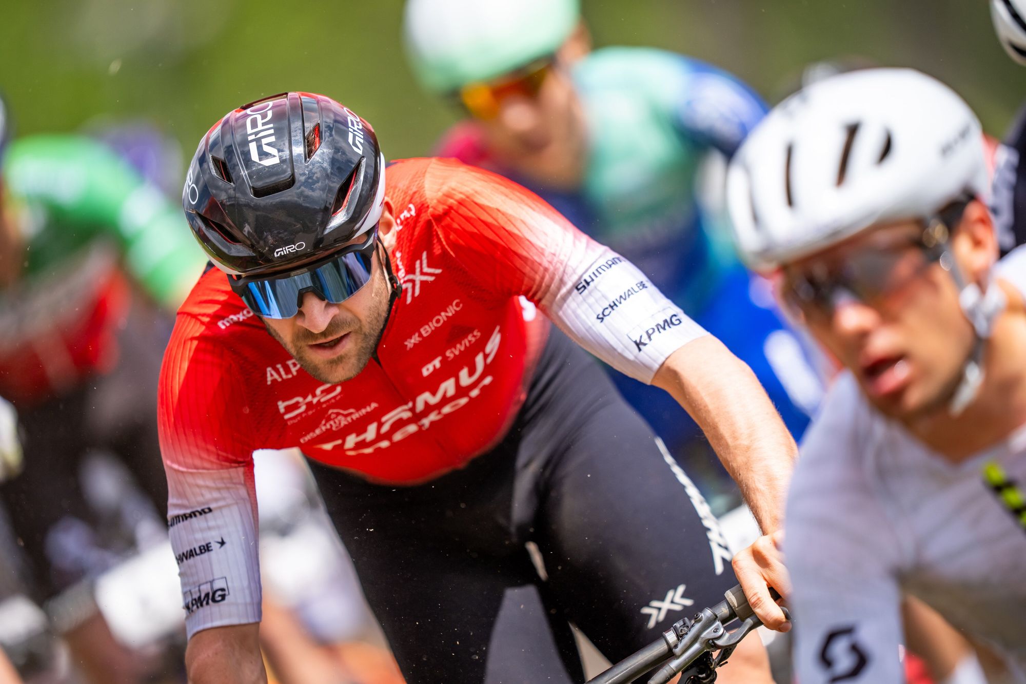 Lars Forster und Lea Huber gewinnen die Gravel-SM