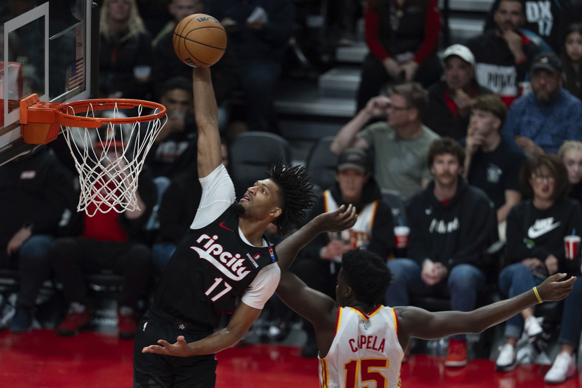 NBA Clint Capela Et Kyshawn George Ont Connu La D faite Dimanche