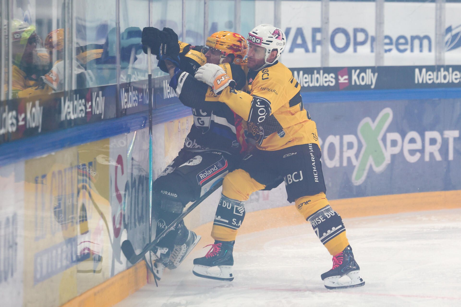FRIBOURG - AJOIE