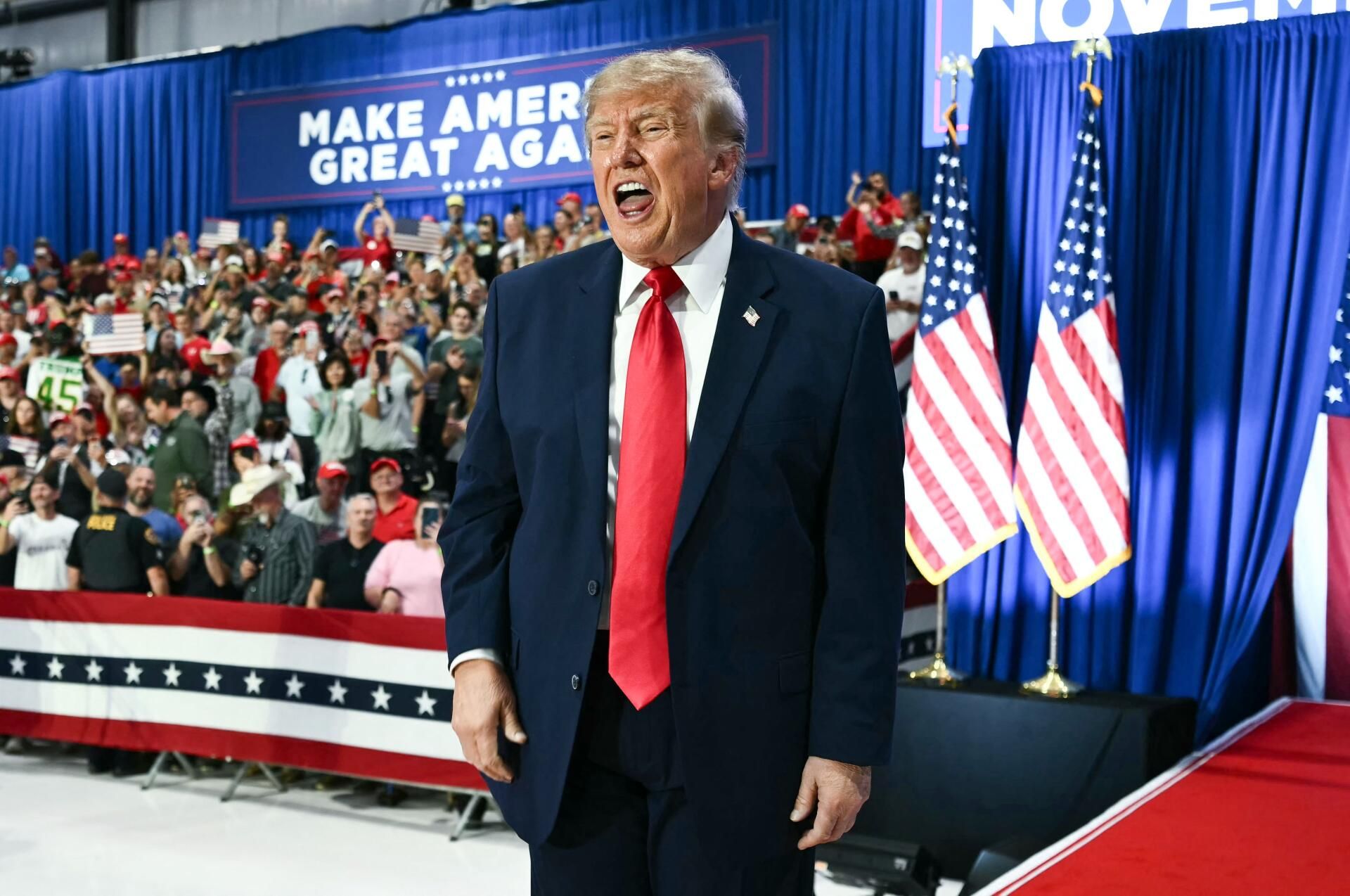 USA: Donald Trump va-t-il être submergé par la vague bleue?
