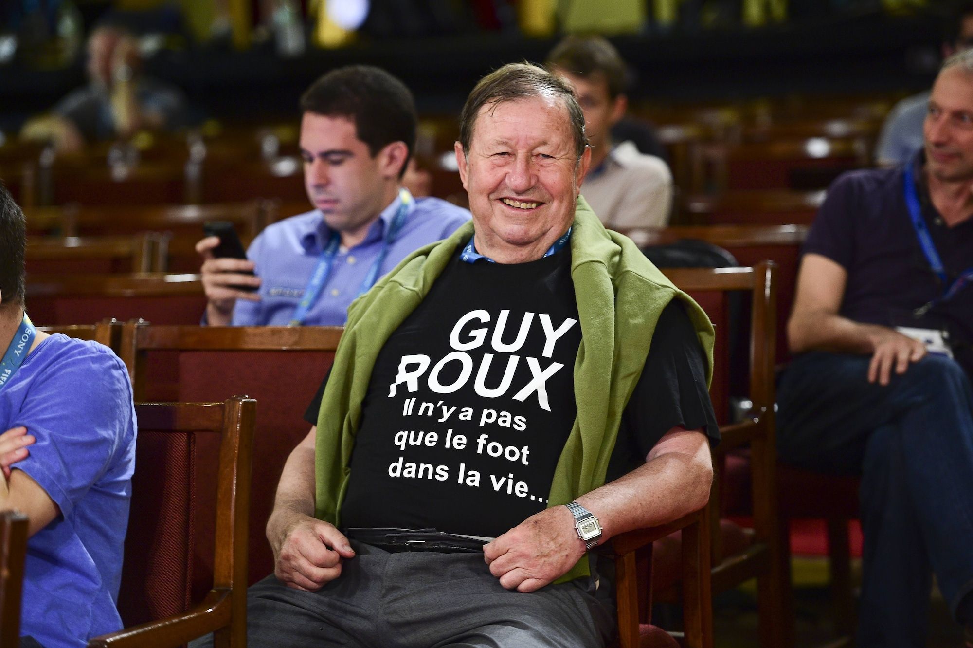 Foot féminin: les déclarations sexistes de Guy Roux font débat