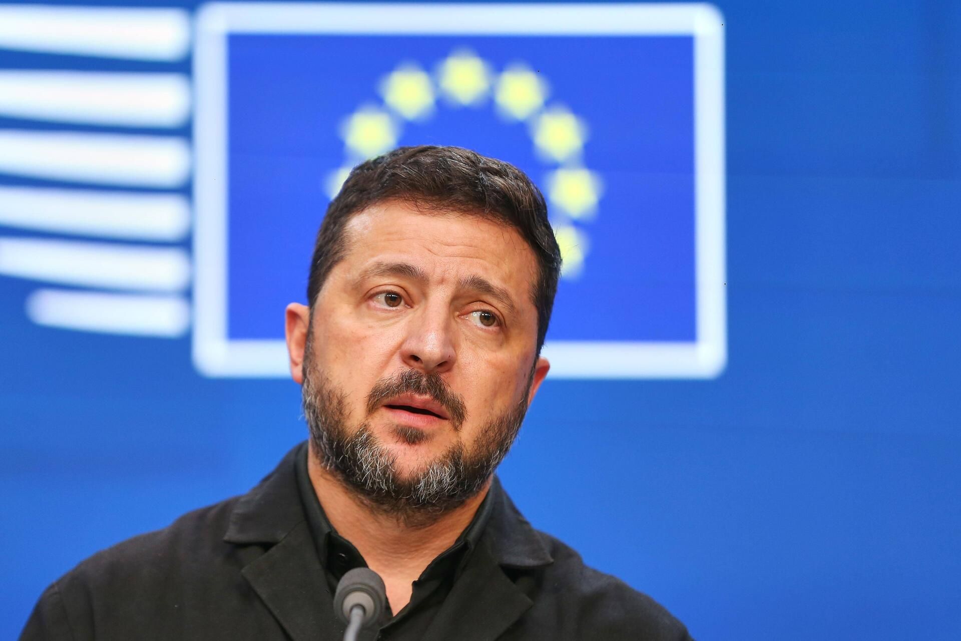 Brüssel, Belgien, 16.10.2026: Europa-Gebäude: EU-Gipfel: Wolodymyr Selenskyj gibt eine Pressekonferenz *** Brussels, Bel
