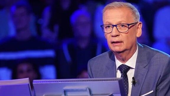 Wer wird Millionär?": Contestant Shocks Günther Jauch with Ex-Job as "White Domina