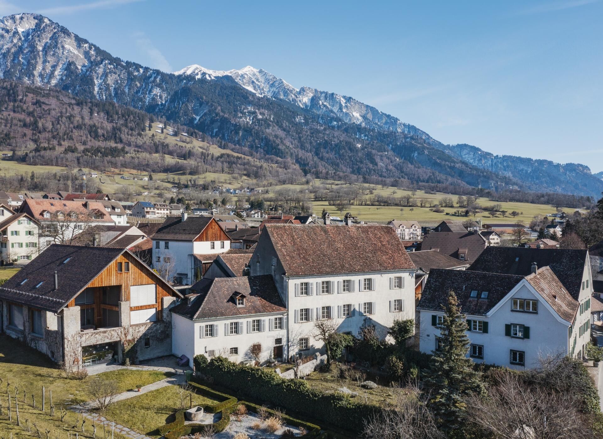 In Maienfeld GR steht ein Luxus-Anwesen aus 1700 zum Verkauf