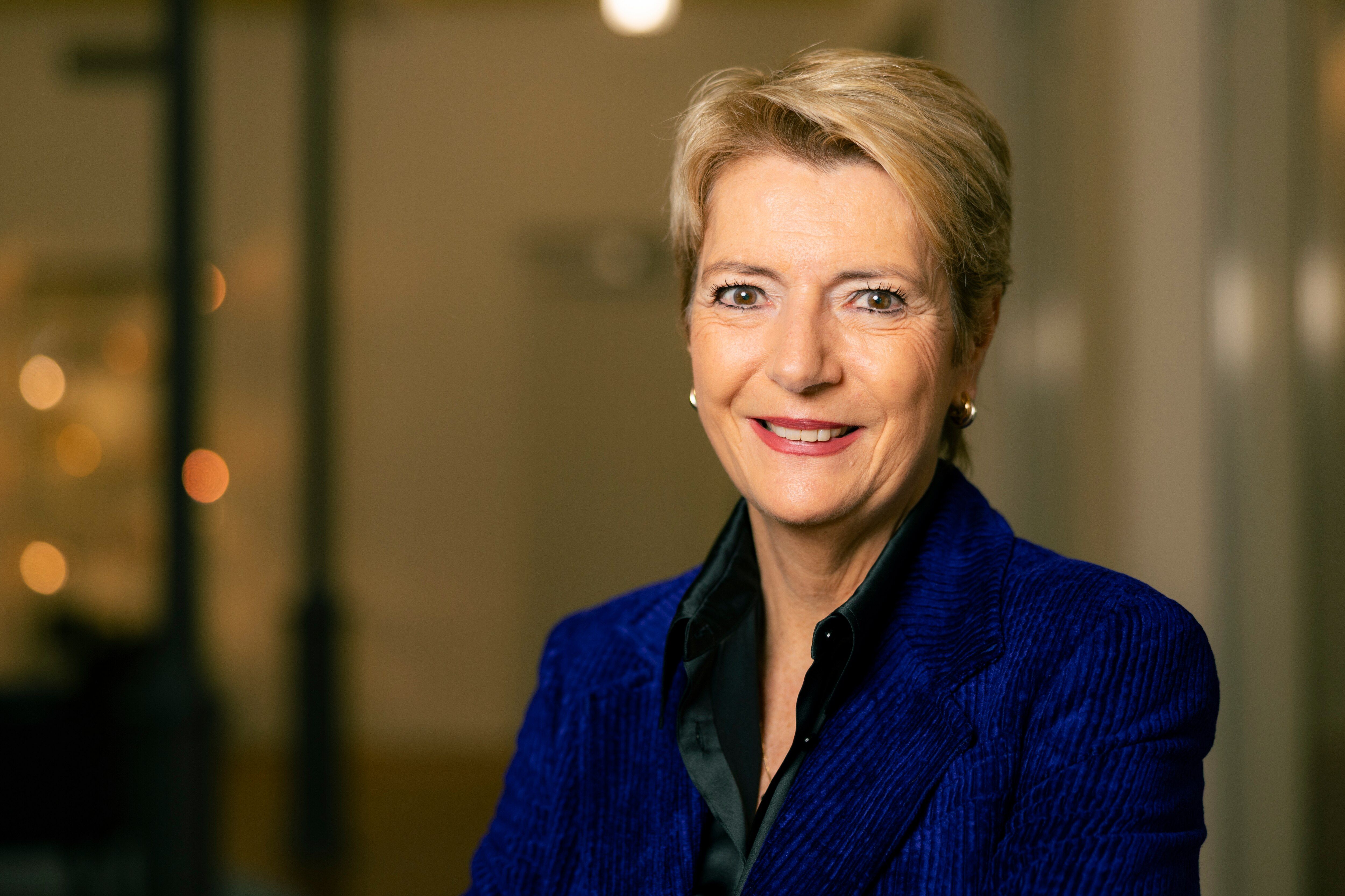 Bundespräsidentin Karin Keller-Sutter spendet 5000 Franken
